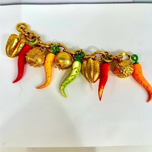 Bracelet new with “vegetables”